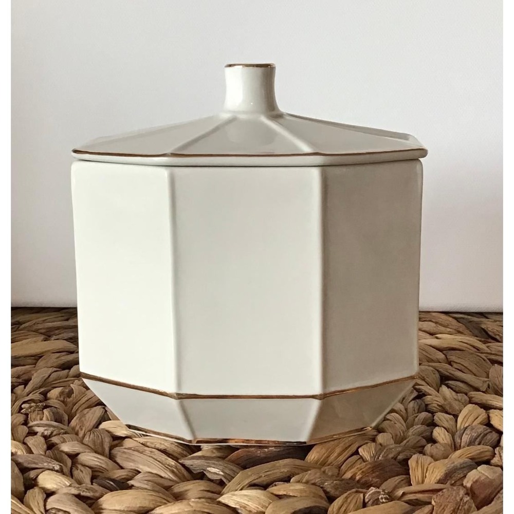 Kassatex St. Honore Fine Porcelain Luxury Octagonal Cotton Jar Gold (40185)